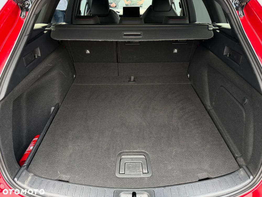 Toyota Corolla 2.0 Hybrid GR Sport - 28