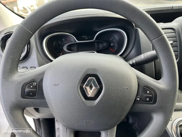 Renault TRAFIC LONGA 2.0 120cv - 13