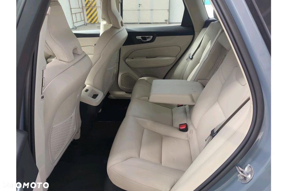 Volvo XC 60 - 10