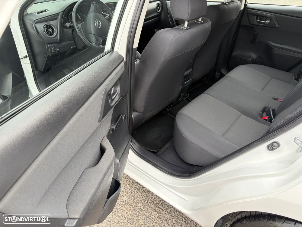 Toyota Auris 1.4 D-4D ACtive+AC - 18