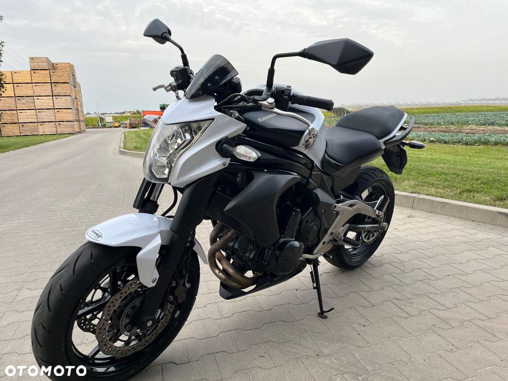 Kawasaki ER - 7