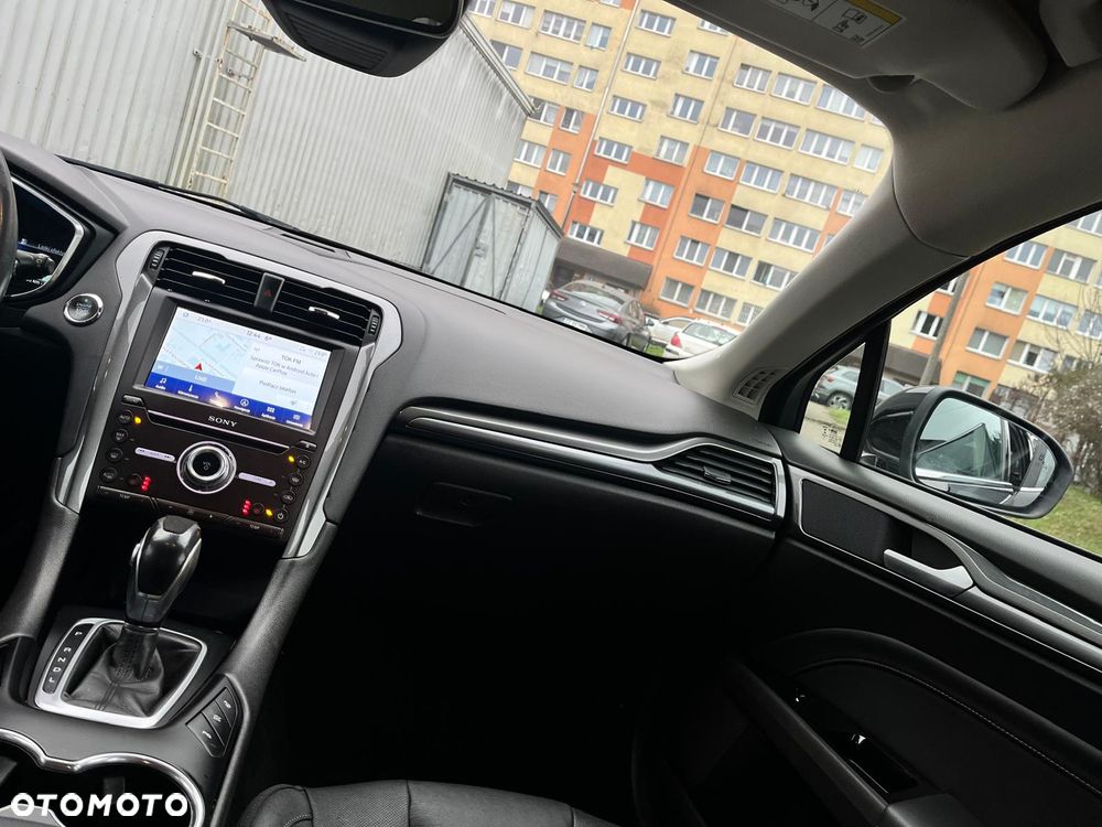 Ford Mondeo 2.0 Hybrid Titanium - 22