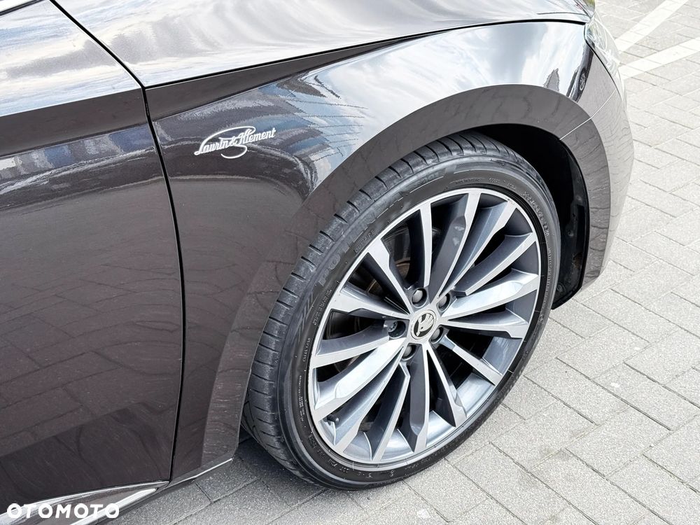 Skoda Superb 2.0 TSI L&K DSG - 8