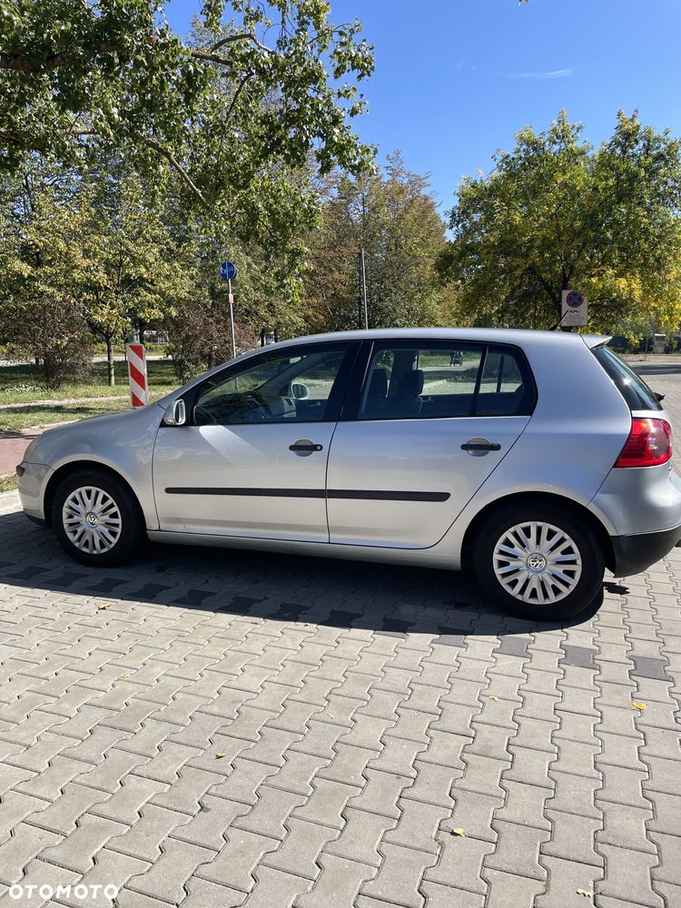 Volkswagen Golf 1.6 Comfortline - 1