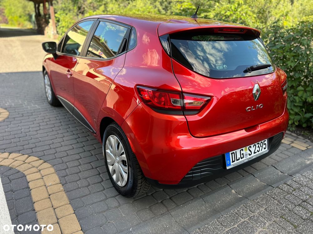 Renault Clio 1.2 16V 75 Authentique - 4