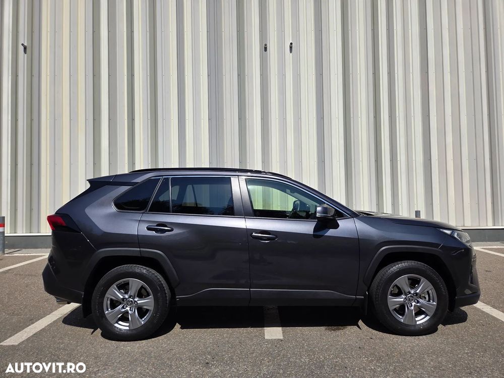 Toyota RAV4 - 13