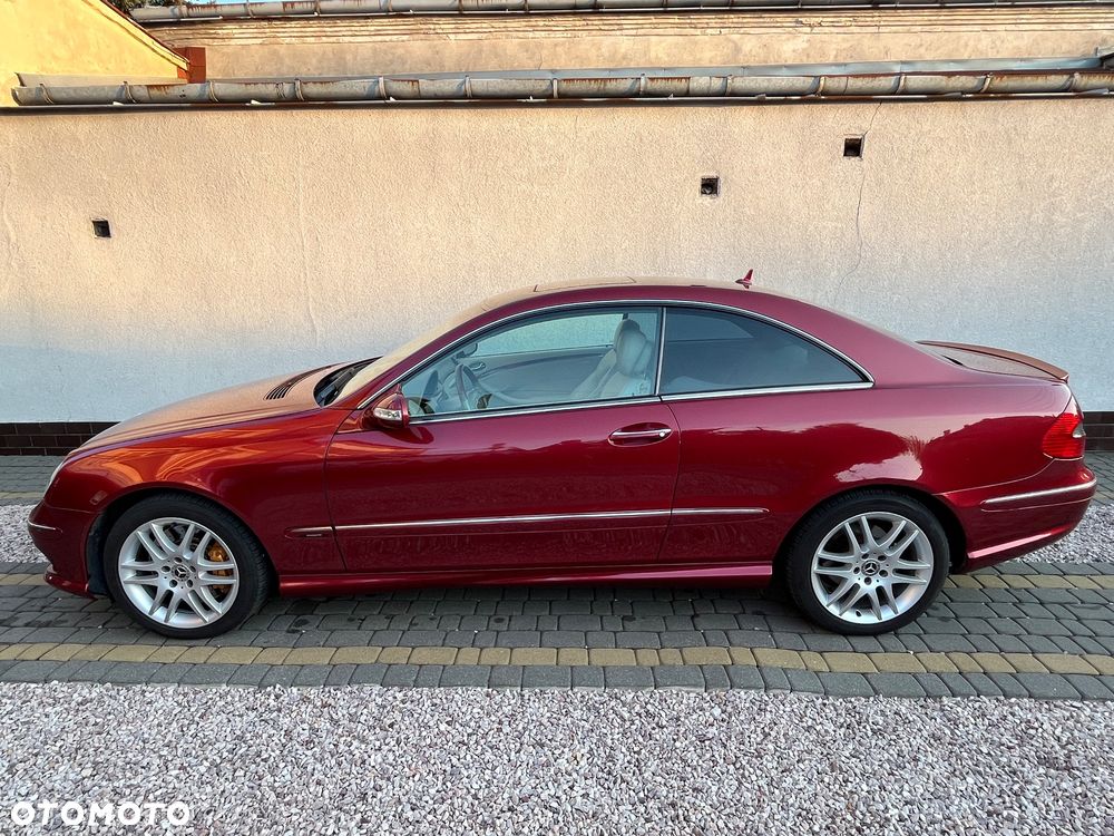 Mercedes-Benz CLK - 6