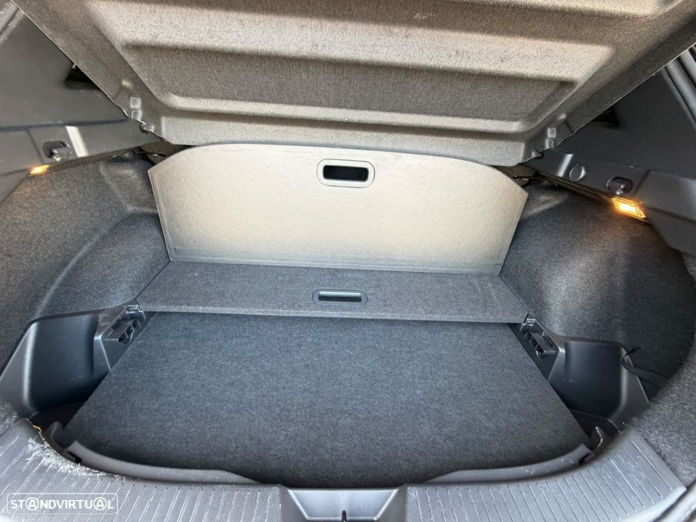 Nissan Qashqai 1.3 DIG-T N-Connecta LED - 26