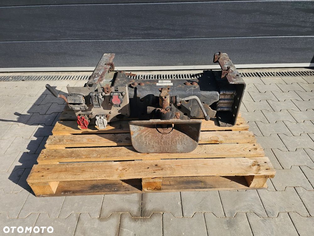 HAK BELKA ZACZEP HAKA VOLVO 20566947 - 1