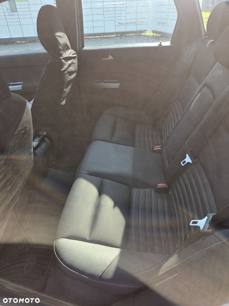Volvo V50 - 8