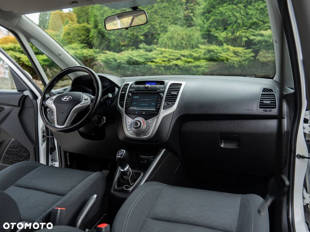 Hyundai ix20 1.4 Premium - 29