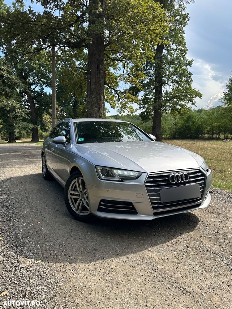 Audi A4 Avant 2.0 TDI S tronic Sport - 1
