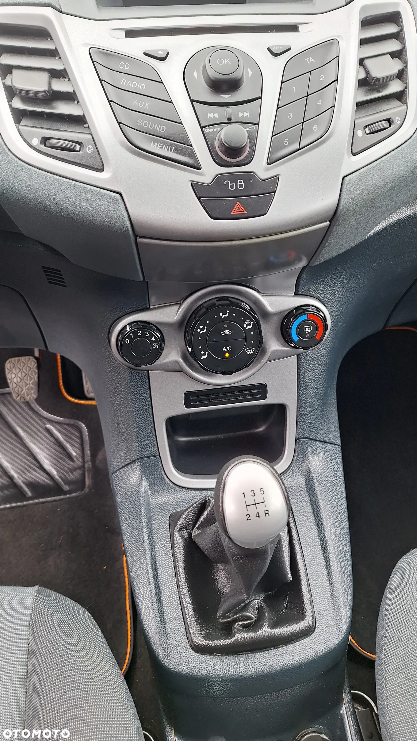 Ford Fiesta 1.25 Ambiente - 18