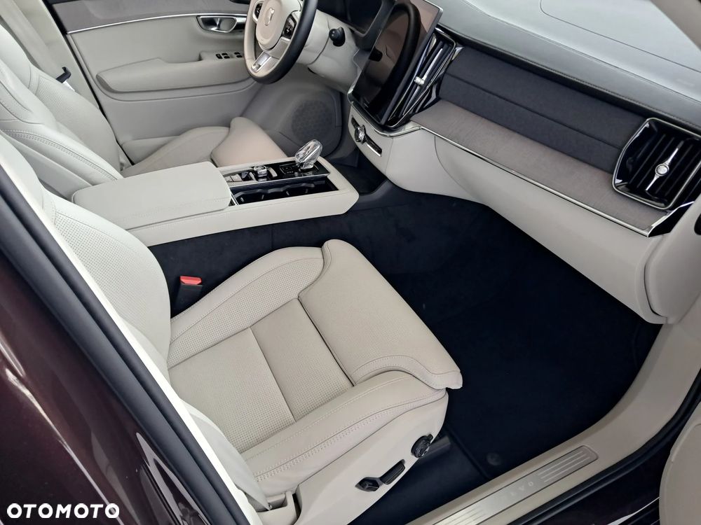 Volvo XC 90 B5 B AWD Ultra Bright 7os - 22