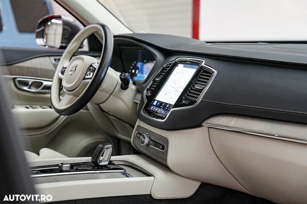 Volvo XC 90 B5 D AWD Plus Bright - 19