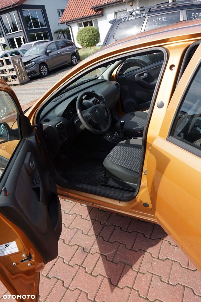 OPEL CORSA C III 5D HB 2003 Z40E 1.4 16V Z14XEP 90KM F13 374 ZŁOTY na części - 18