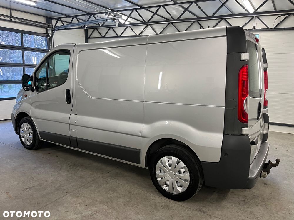 Opel Vivaro - 4