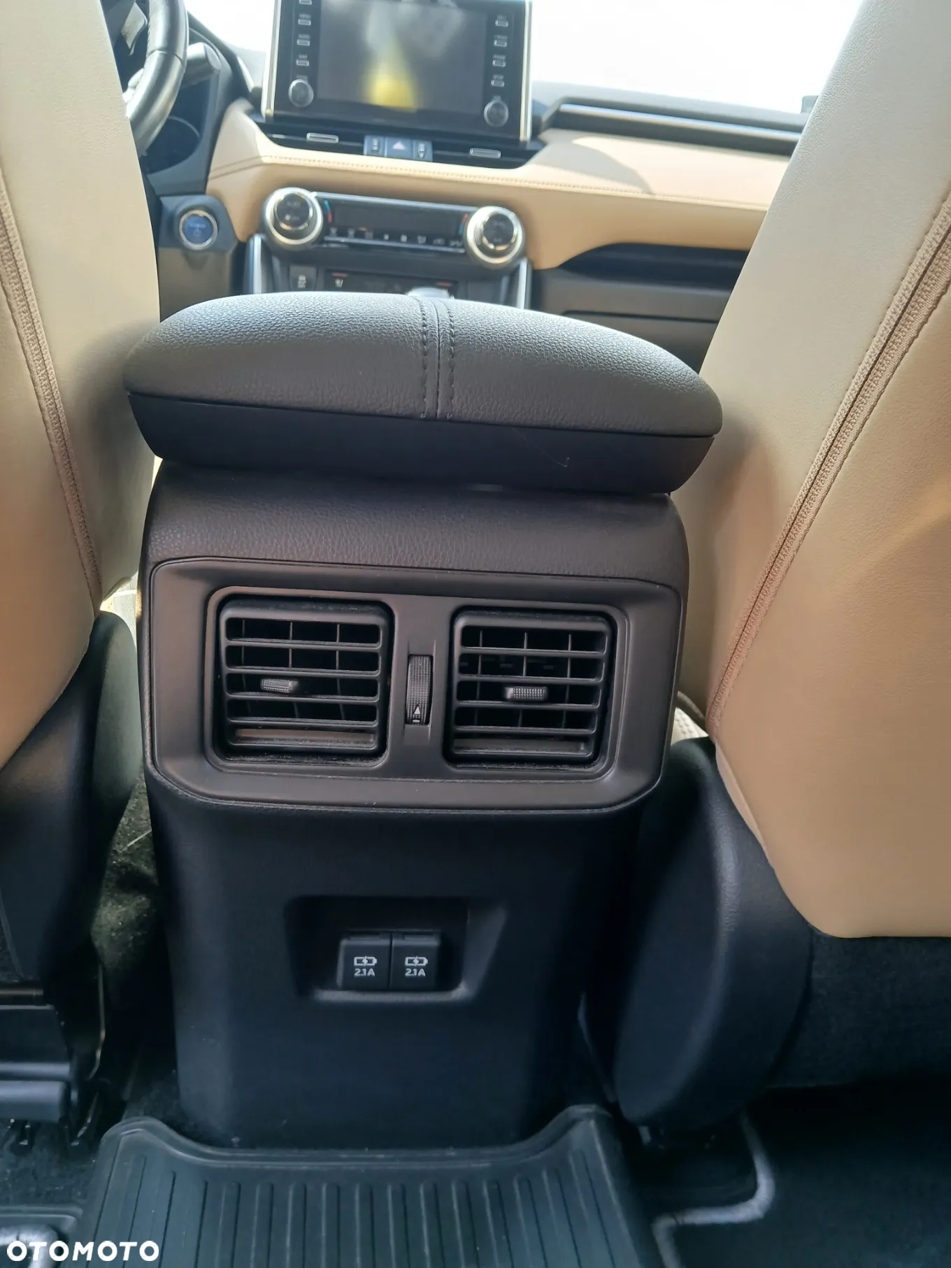 Toyota RAV4 - 10