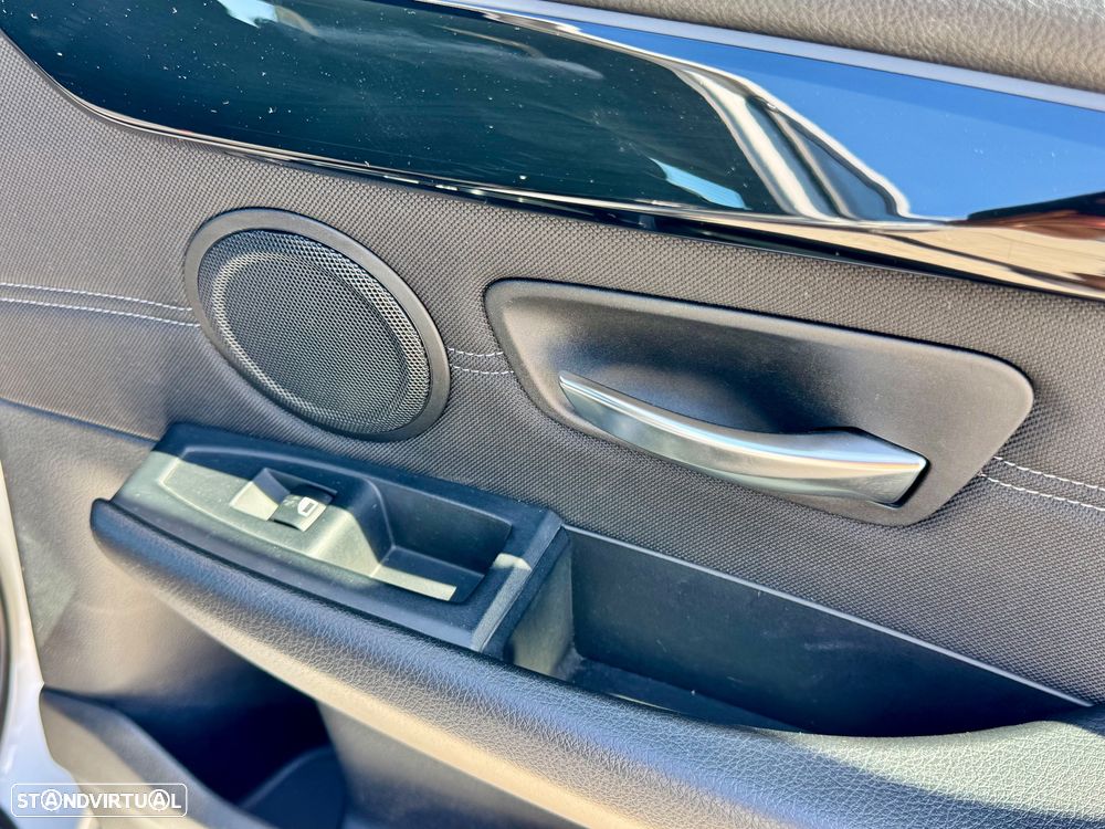 BMW 218 Gran Tourer d 7L Line Sport Auto - 54