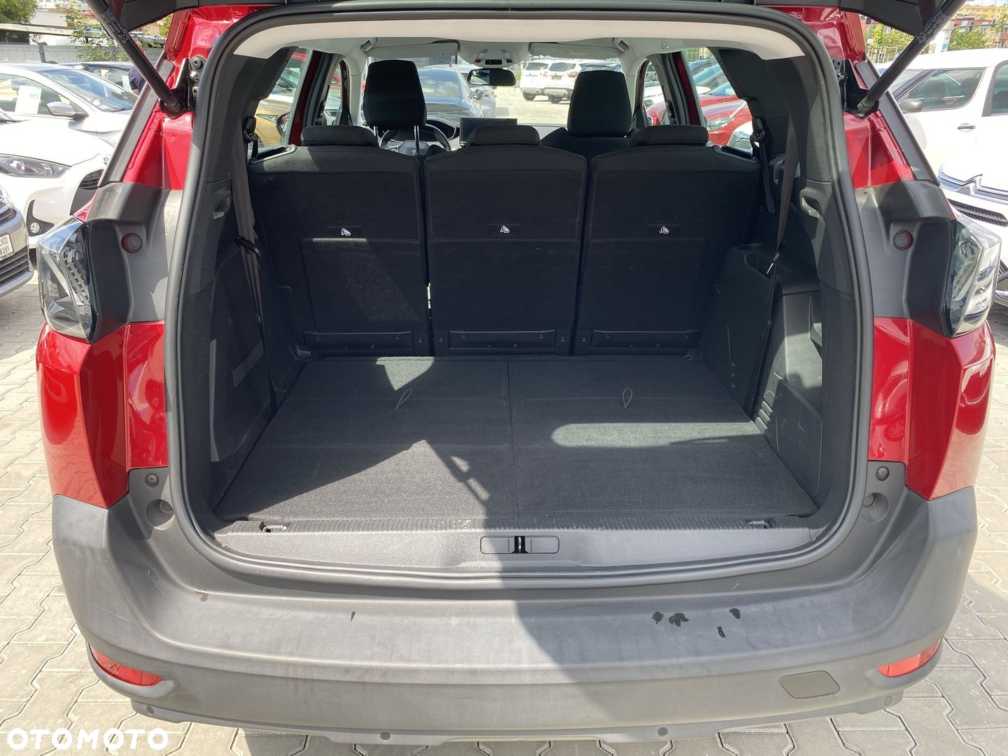 Peugeot 5008 1.5 BlueHDi Active Pack S&S EAT8 - 19