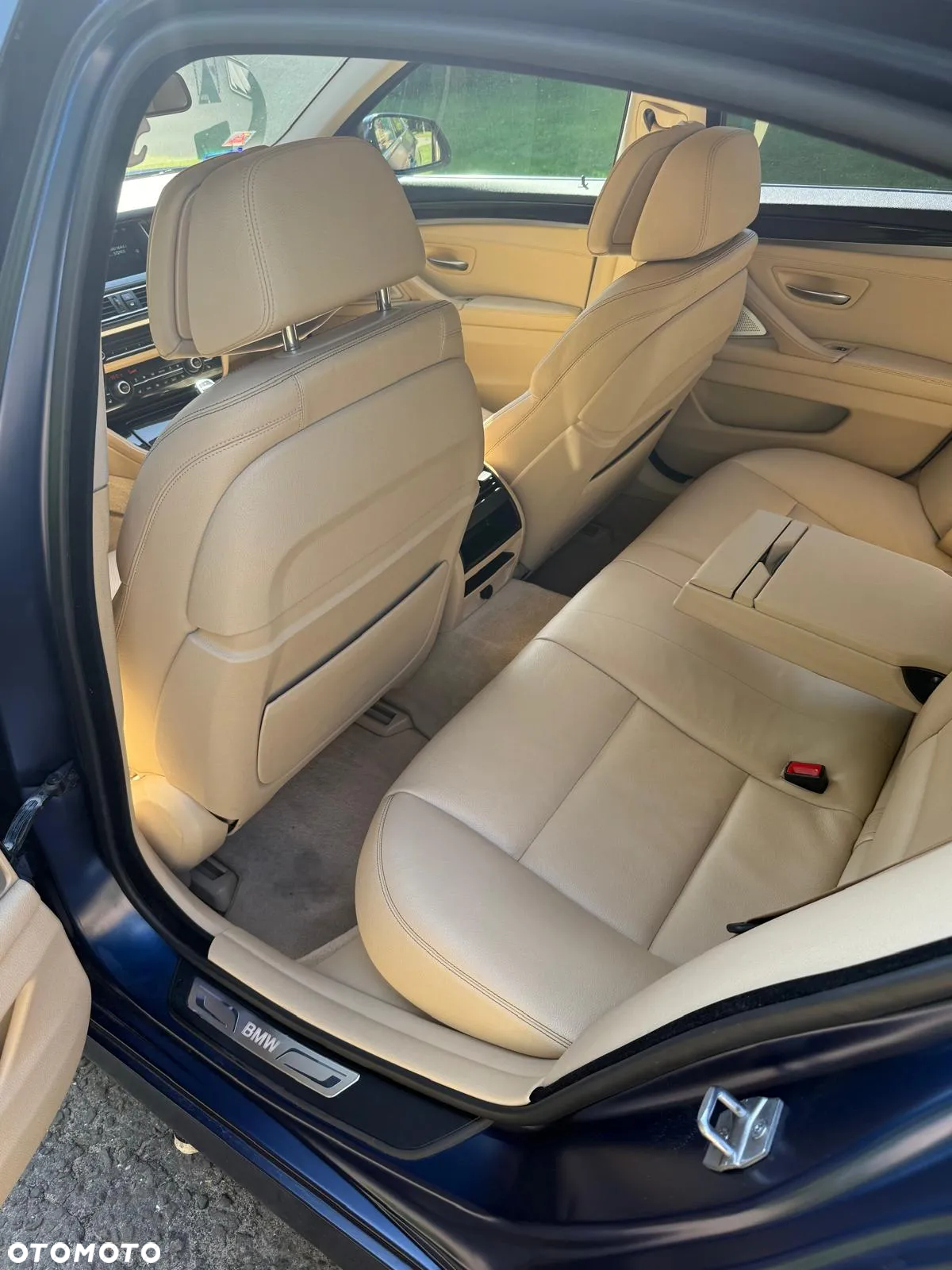 BMW Seria 5 528i xDrive Luxury Line - 12