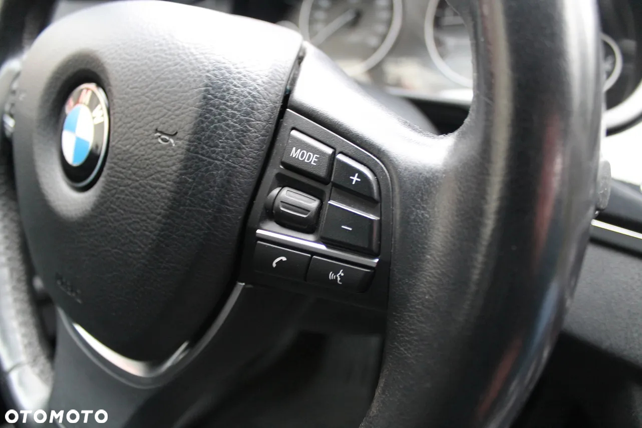 BMW Seria 5 520d Touring - 30