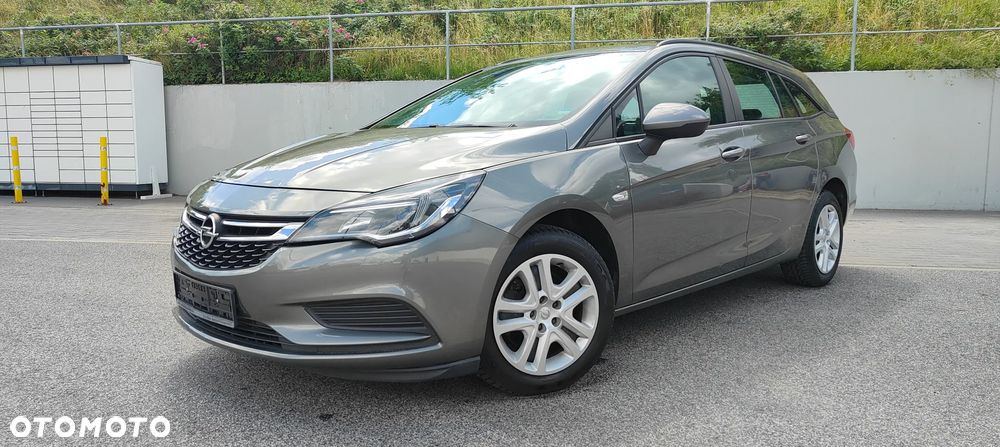 Opel Astra 1.6 D Start/Stop Automatik Innovation - 4