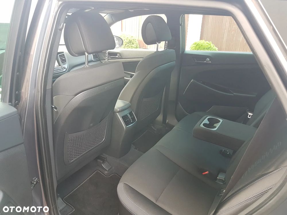 Hyundai Tucson 1.6 Turbo 2WD Passion - 16