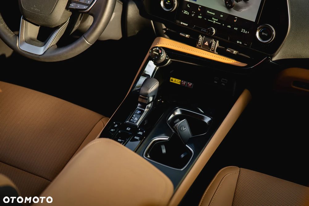 Lexus NX 450h+ Prestige AWD - 11