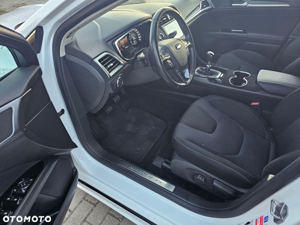 Ford Mondeo - 14
