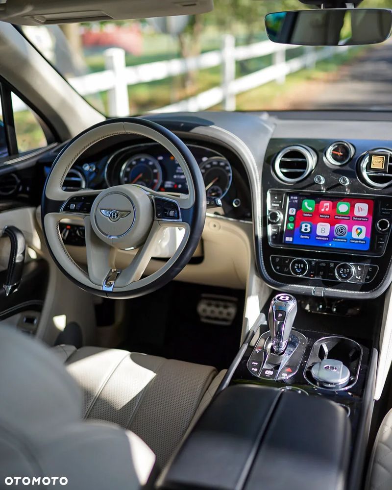 Bentley Bentayga W12 - 13