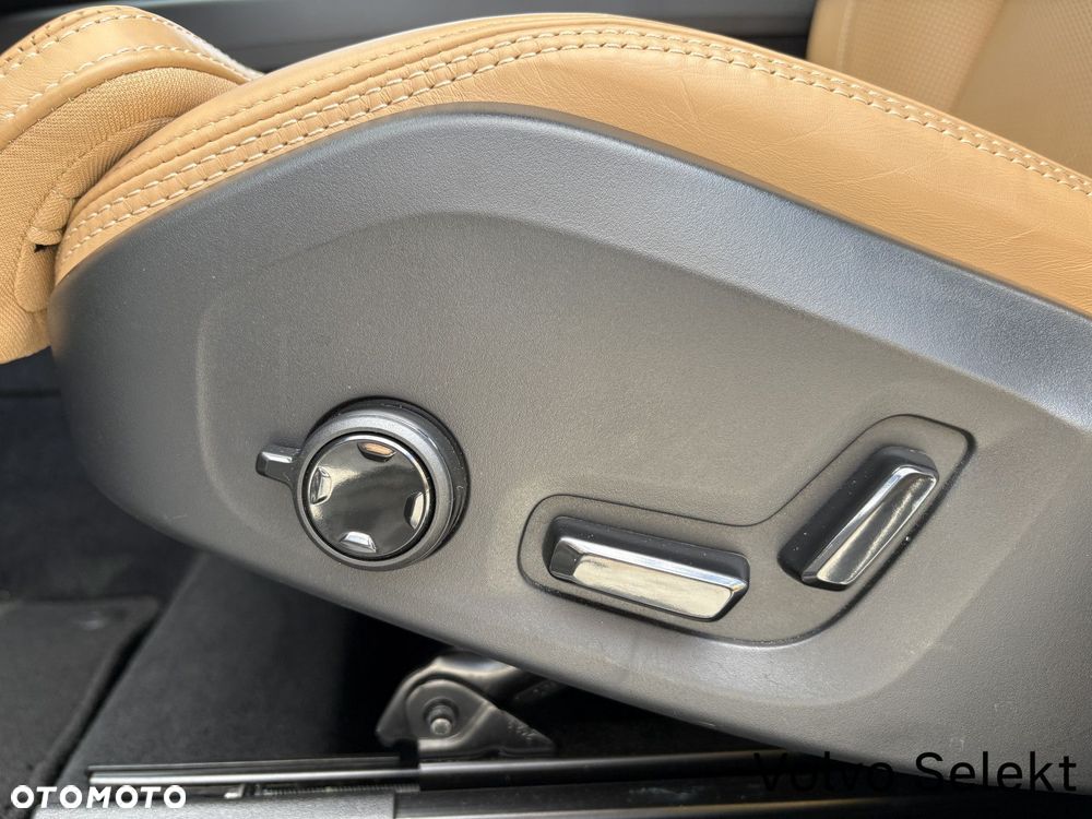 Volvo XC 60 - 13