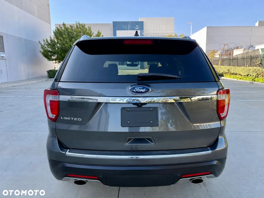 Ford Explorer - 6