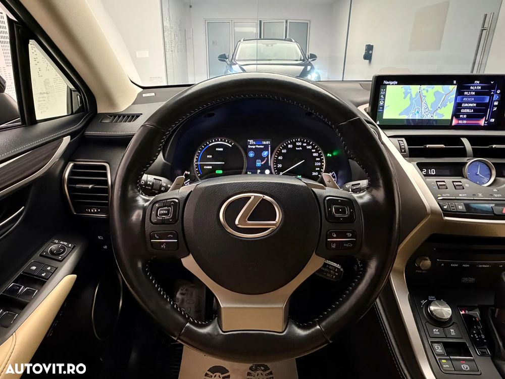 Lexus Seria NX 300h AWD Luxury - 26