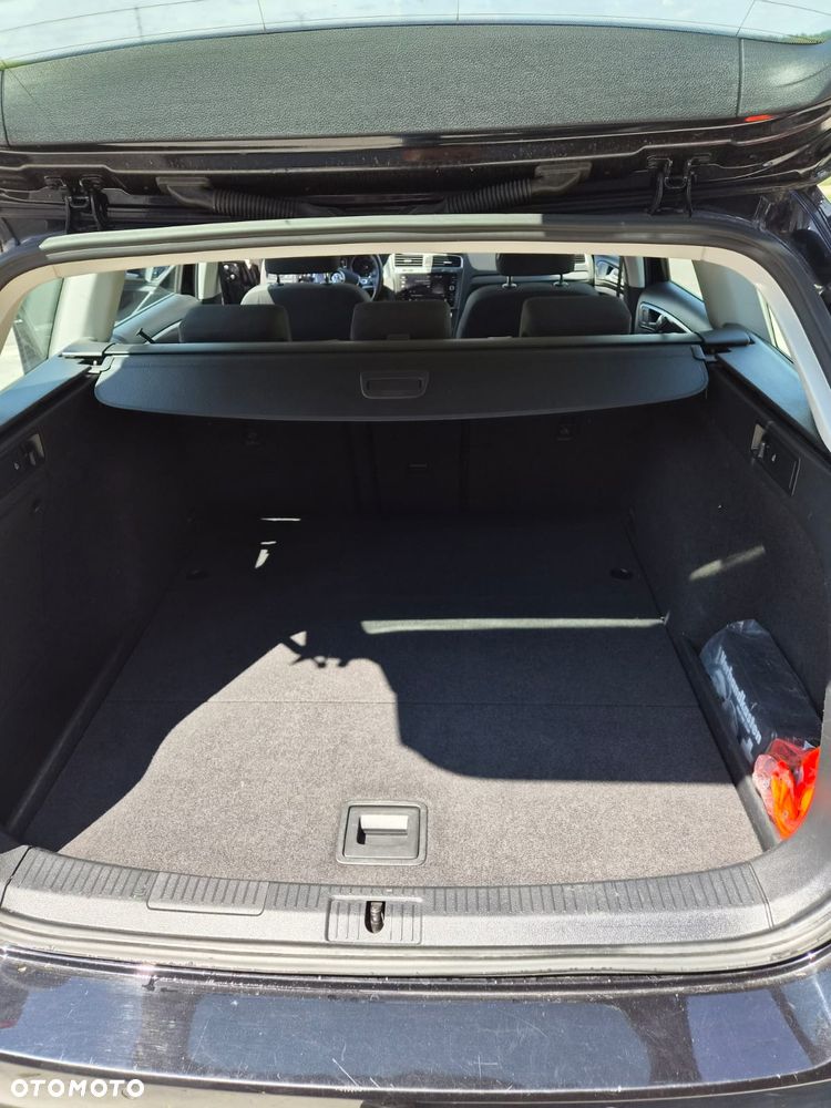 Volkswagen Golf 2.0 TDI DPF Comfortline - 3