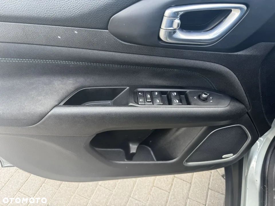 Jeep Compass - 16