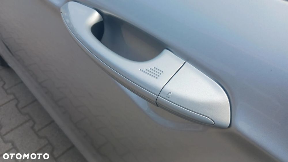 Ford Mondeo 2.0 EcoBlue Titanium - 12