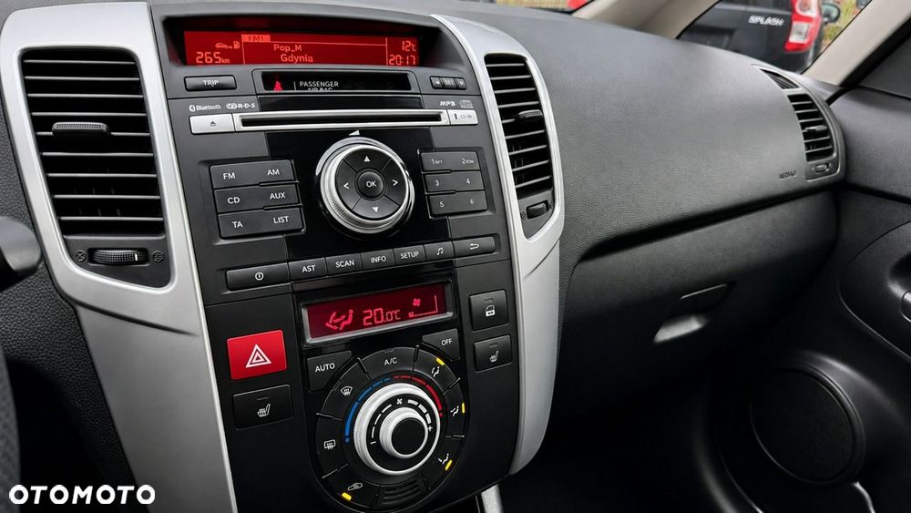 Kia Venga - 13