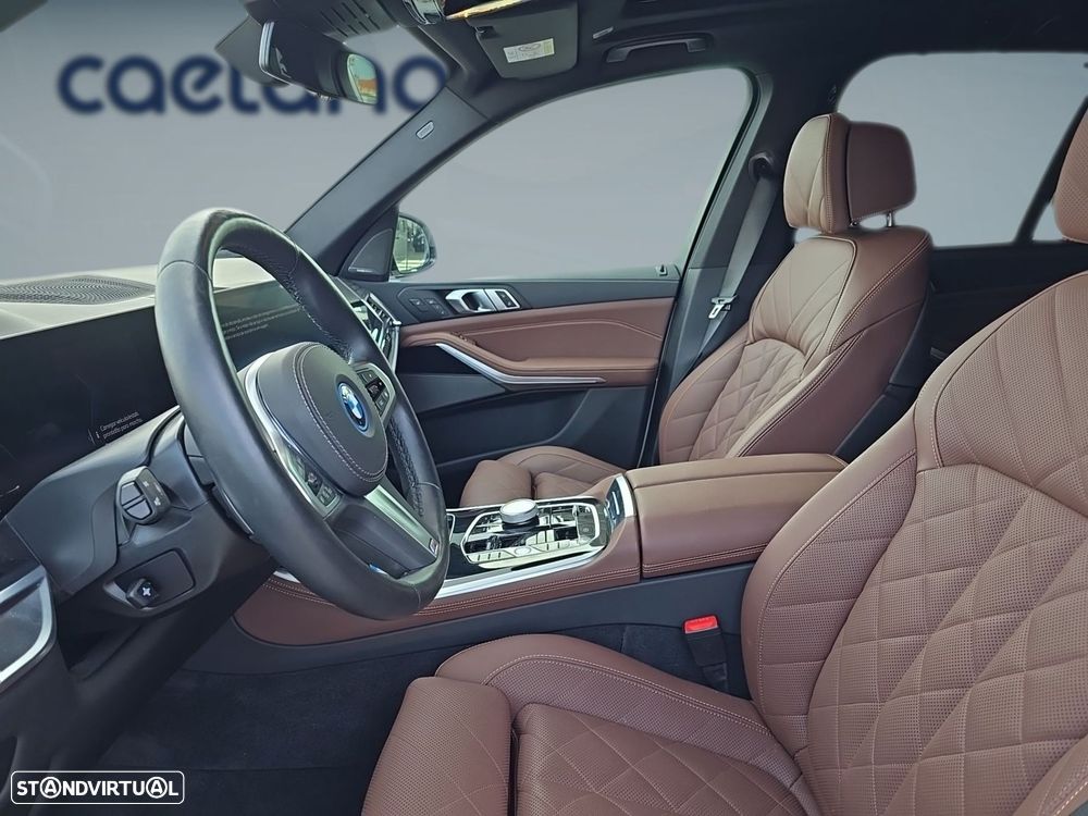 BMW X5 50 e xDrive Edição Desportiva M - 11