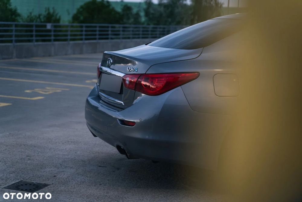 Infiniti Q50 - 17