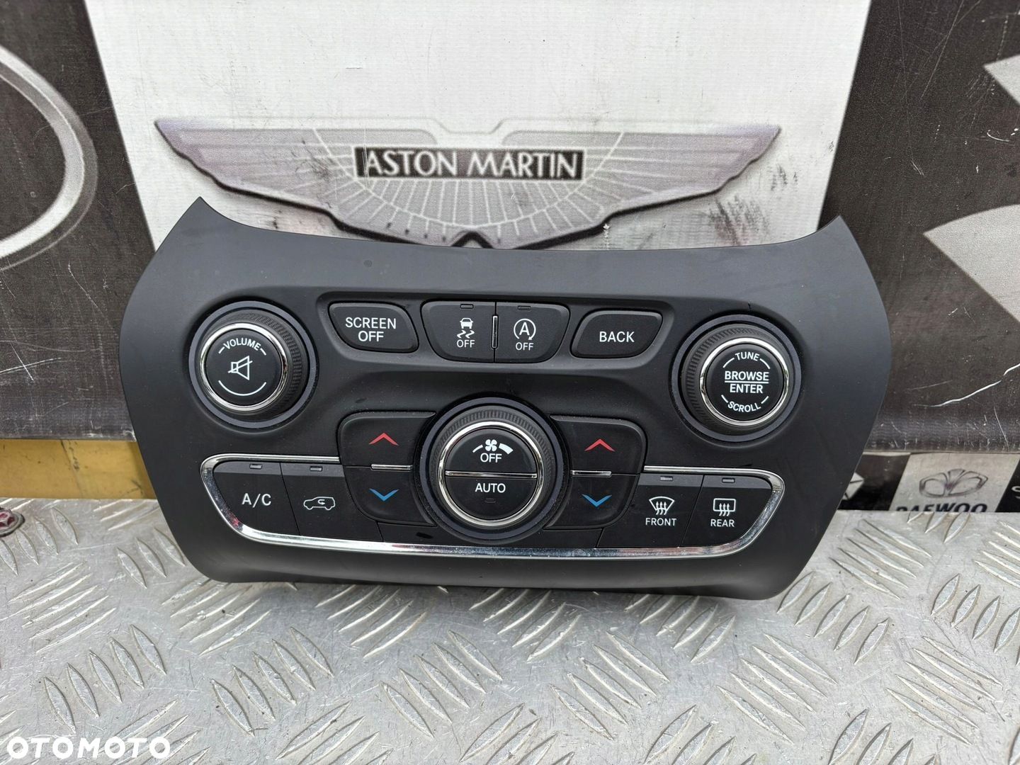 JEEP CHEROKEE KL PANEL KLIMATYZACJI STEROWANIA 2016R. 68293520AC - 1