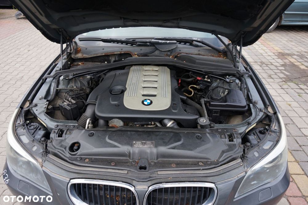 MASKA ZDERZAK BŁOTNIKI LAMPY 5 E61 A36 XENON ADAPTVE SPRYSKI  BMW 2003-2007 SZARY TITANGRAU PRZÓD KOMPLETNY - 37