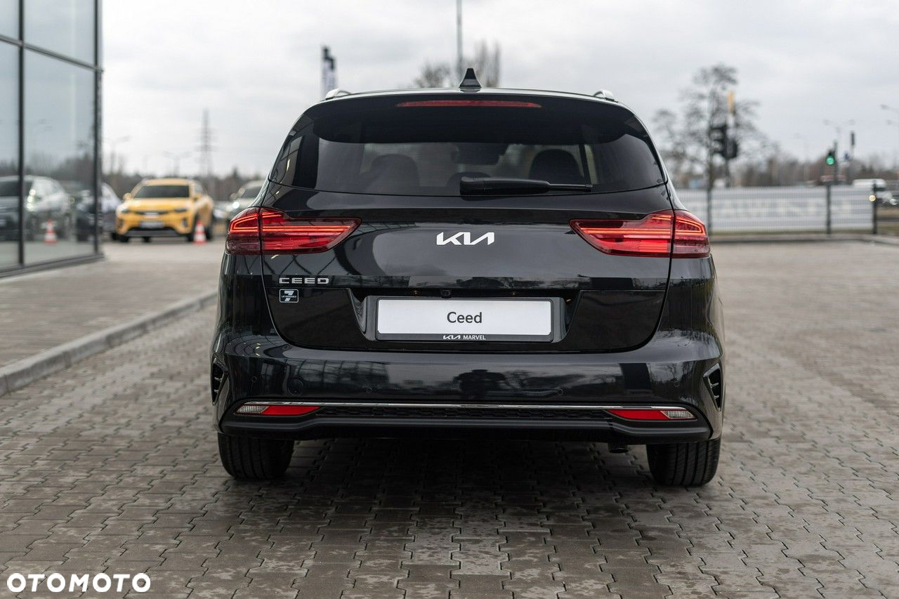 Kia Ceed - 5