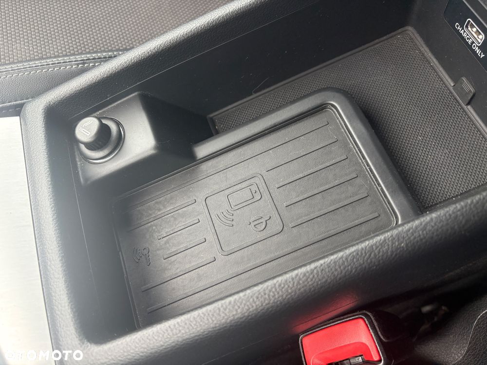 Audi A4 Avant 2.0 TDI S tronic quattro - 23