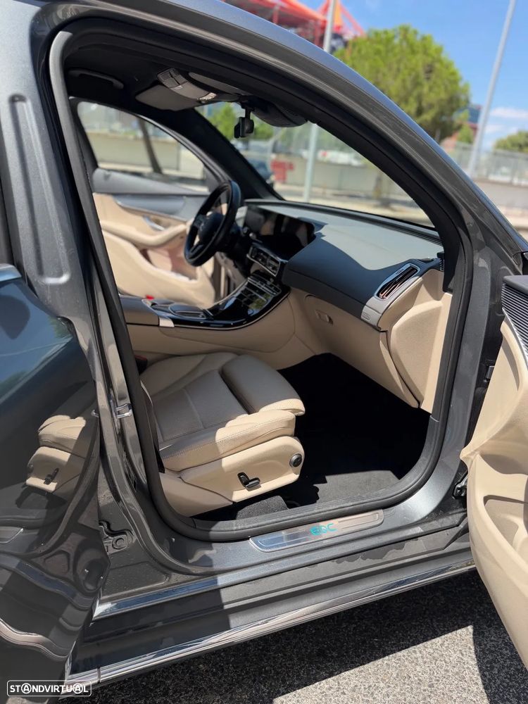 Mercedes-Benz EQC 400 4Matic - 10