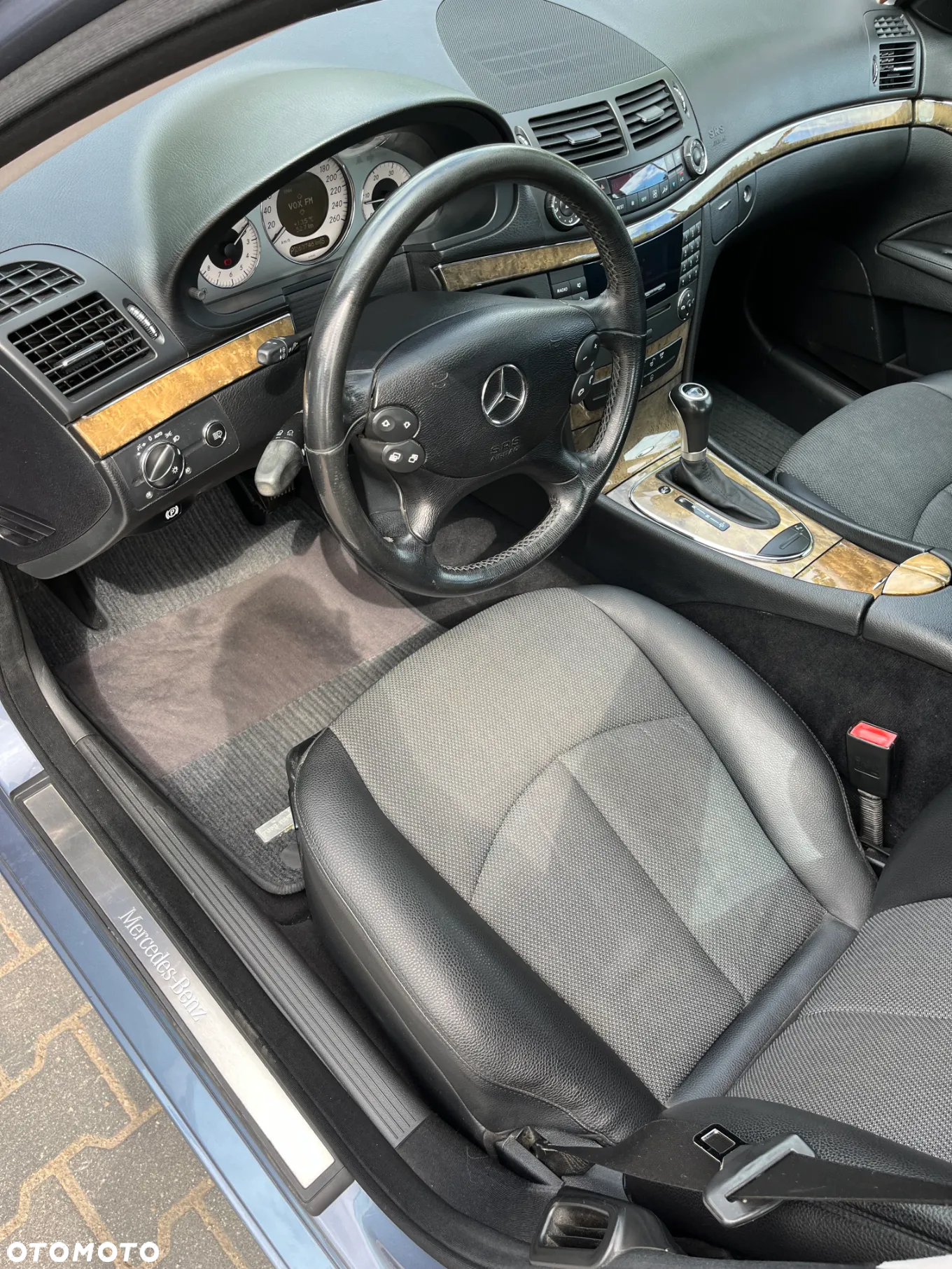 Mercedes-Benz Klasa E - 11