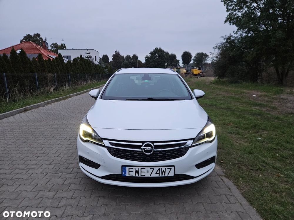 Opel Astra - 2