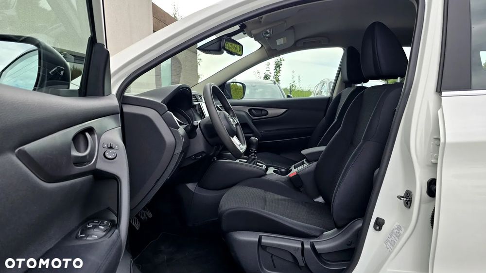 Nissan Qashqai 1.2 DIG-T N-Connecta - 17