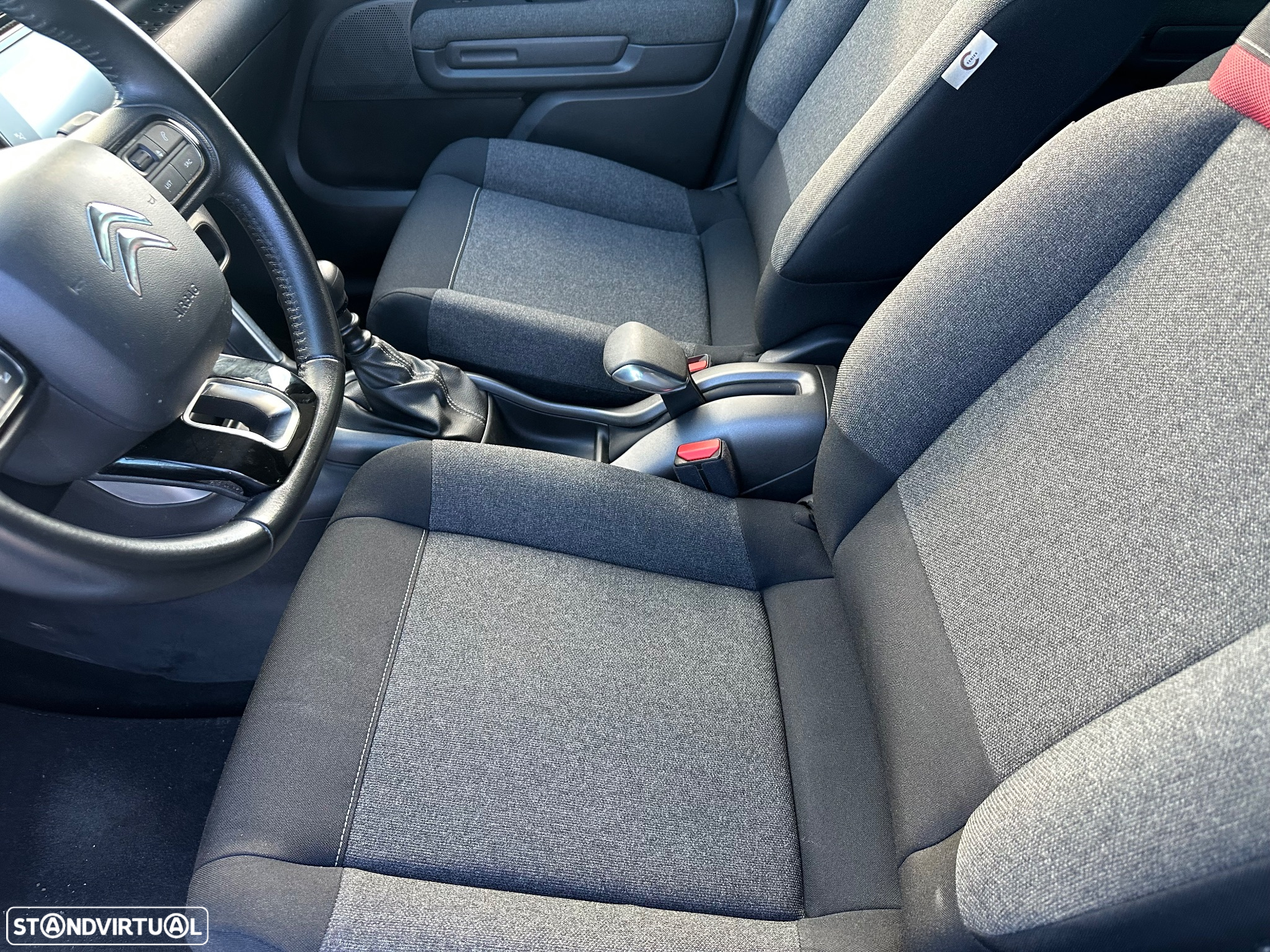 Citroën C3 Aircross 1.2 PureTech C-Series - 26