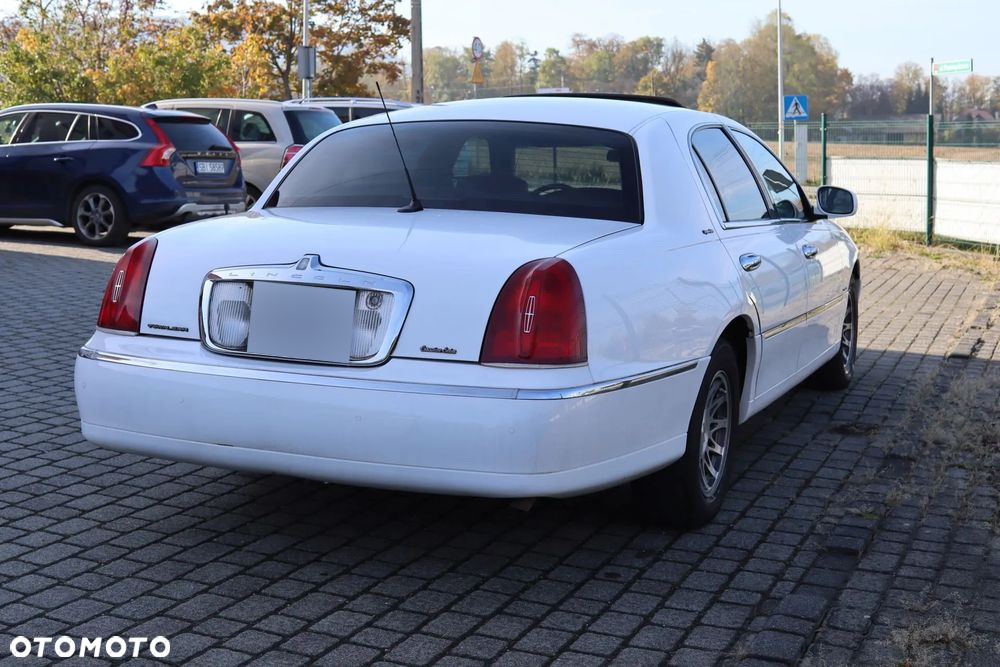 Lincoln Town Car 4.6 Signature - 5
